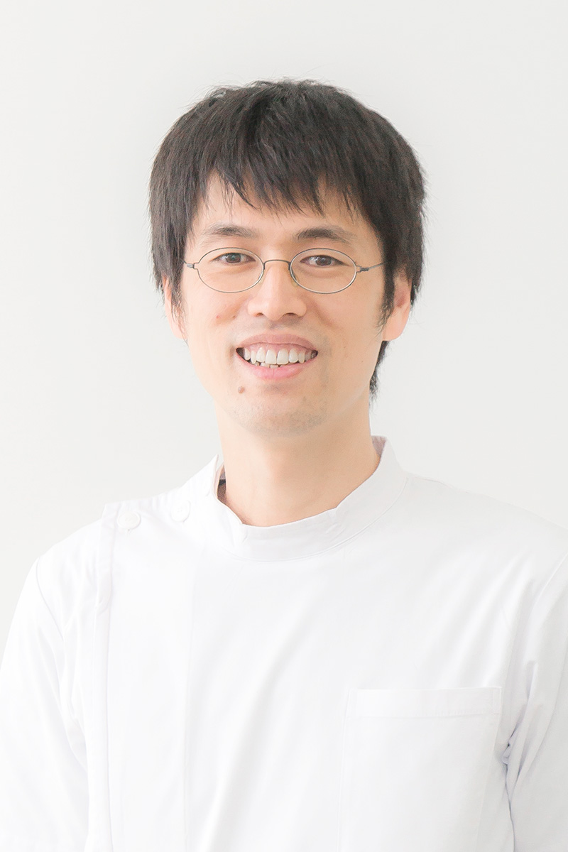 東 高士